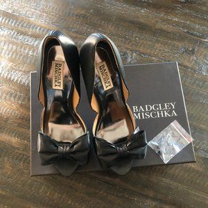 Badgley Mischka Mable Blk Pump Sz 8